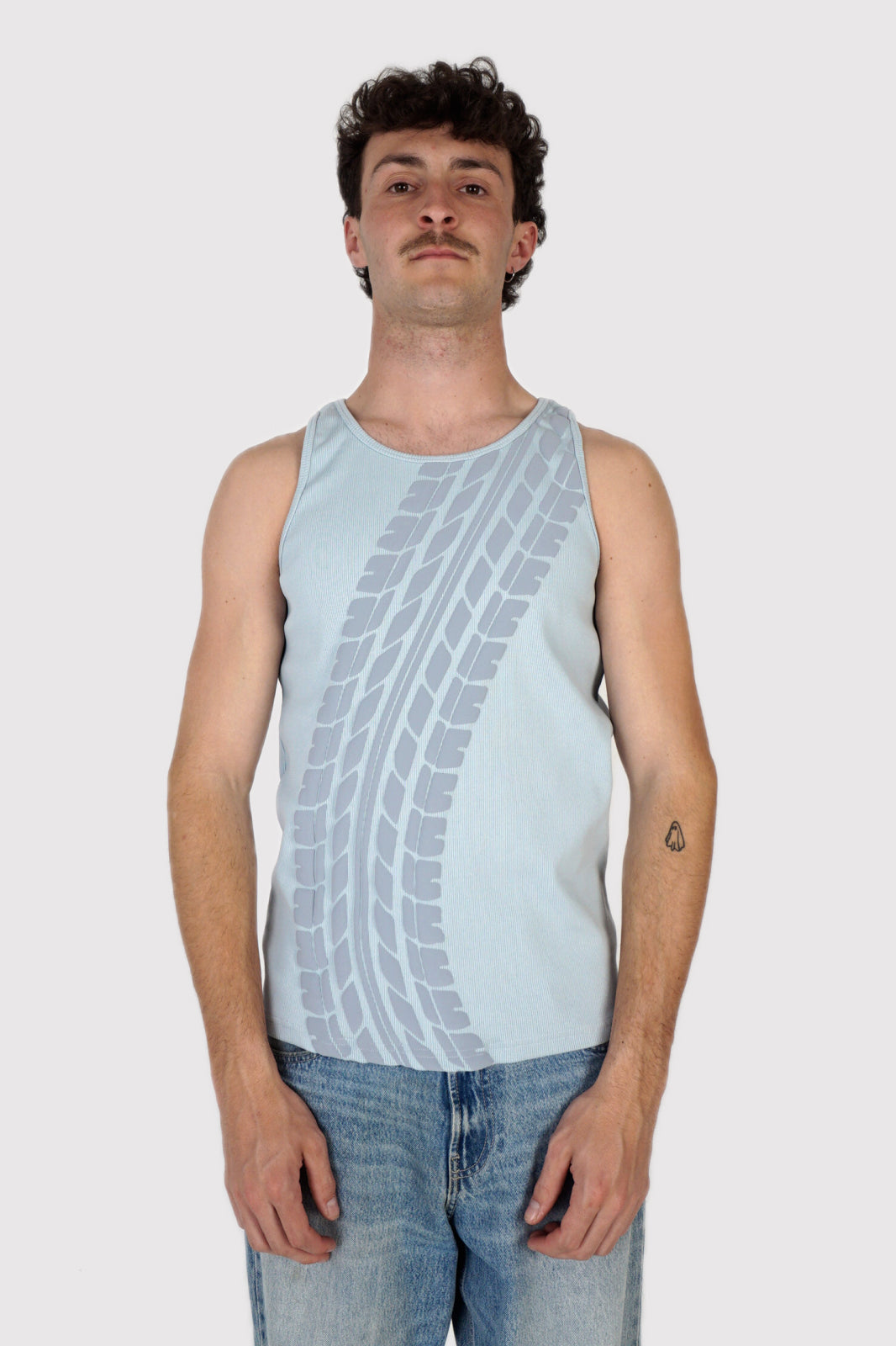 WHEEL TANK TOP
