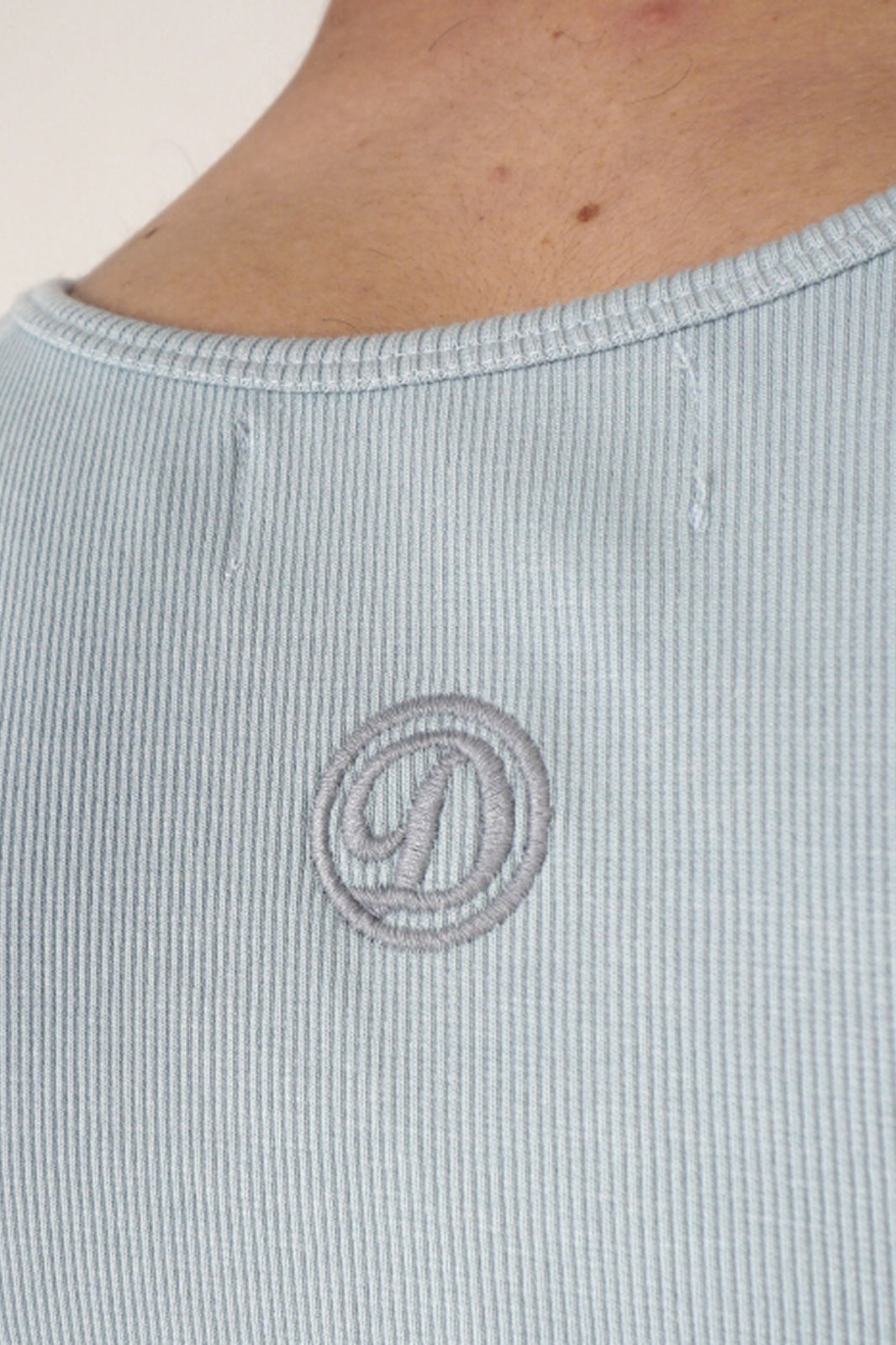 WHEEL TANK TOP