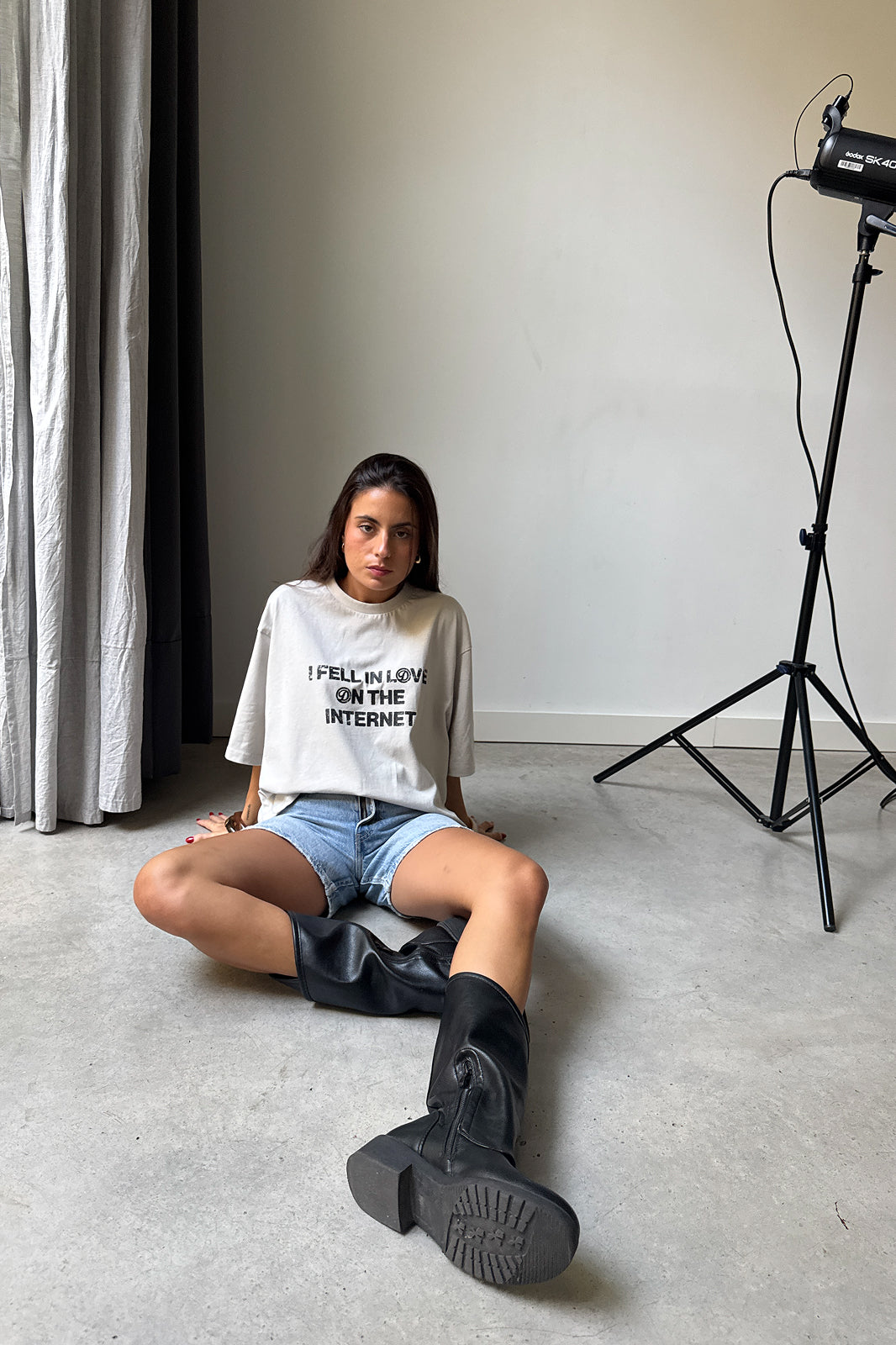 I FELL IN LOVE ON THE INTERNET TEE